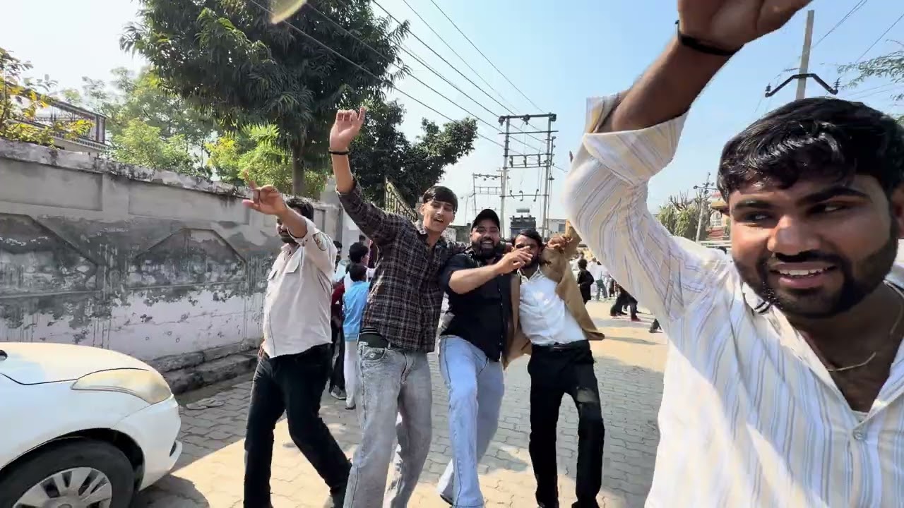 Aaj chalte h dulhan lene 