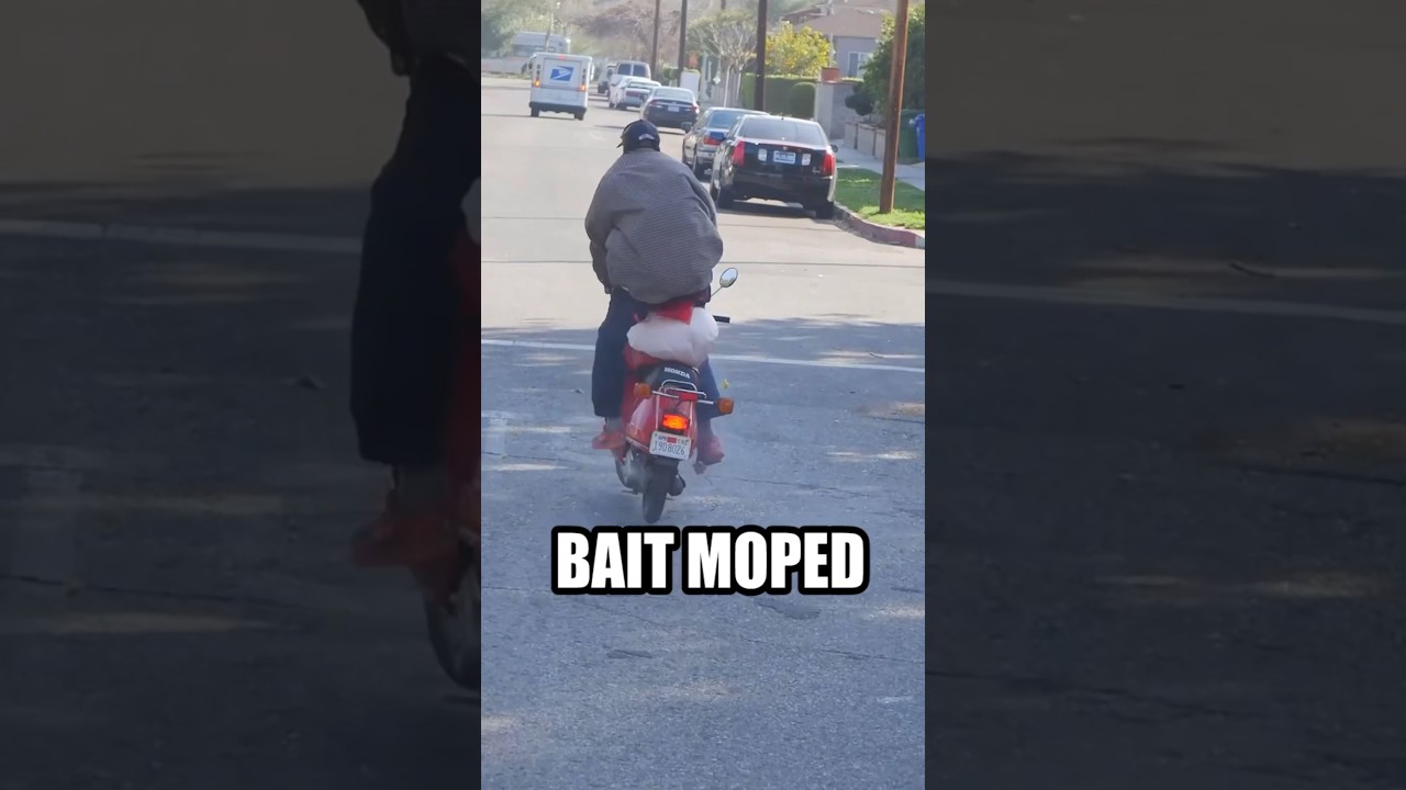 Розыгрыш с мопедом Bait #JoeySalads #Pranks #Shorts