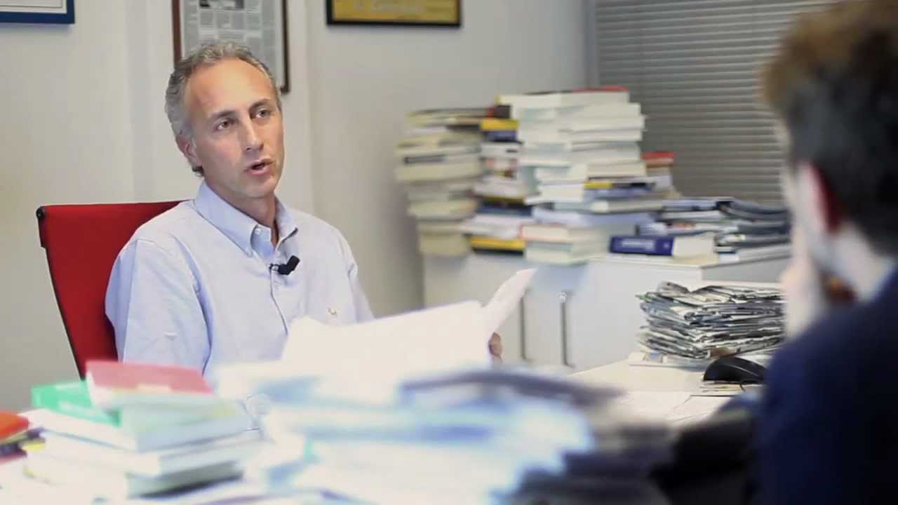 12/12/12, Fatto in Tv. Travaglio: “Il patto collusivo fra Rai e Mediaset. Dal cartello all'editore u