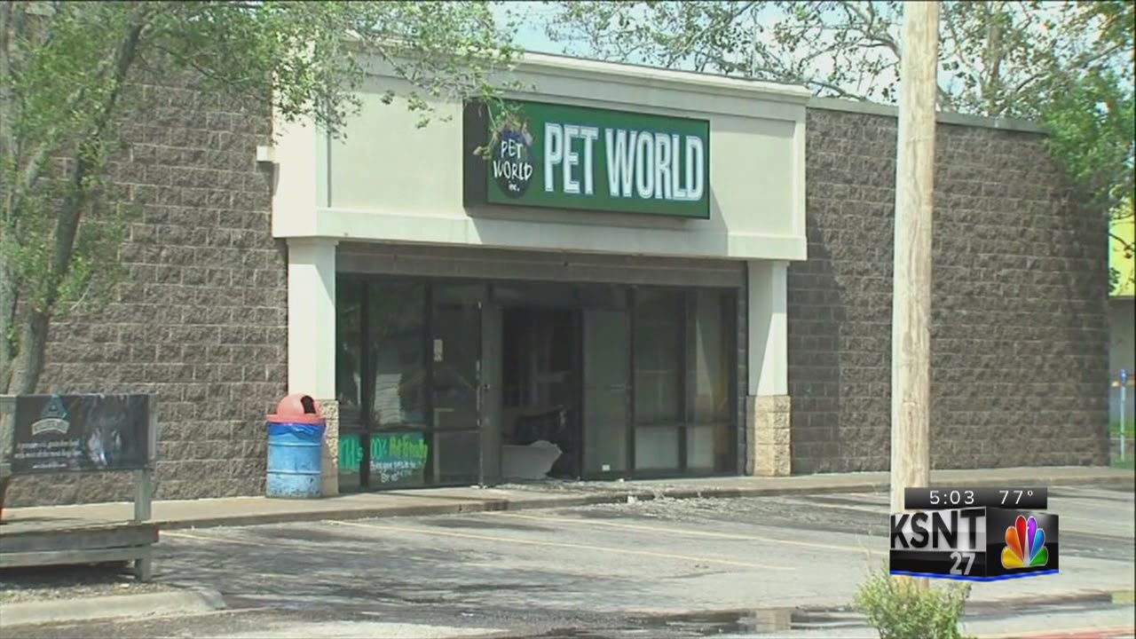 Officials say fire at Lawrence pet store was accidental