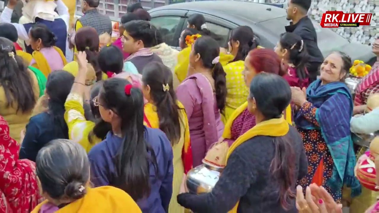 कलश यात्रा निकली गईबहुत ही भव्य गांधी नगर, रोहतक में आचार्य श्री राजन जी महाराज