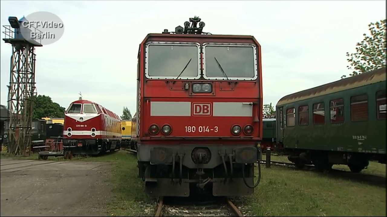 Alte E- und Dieselloks im Bw Weimar