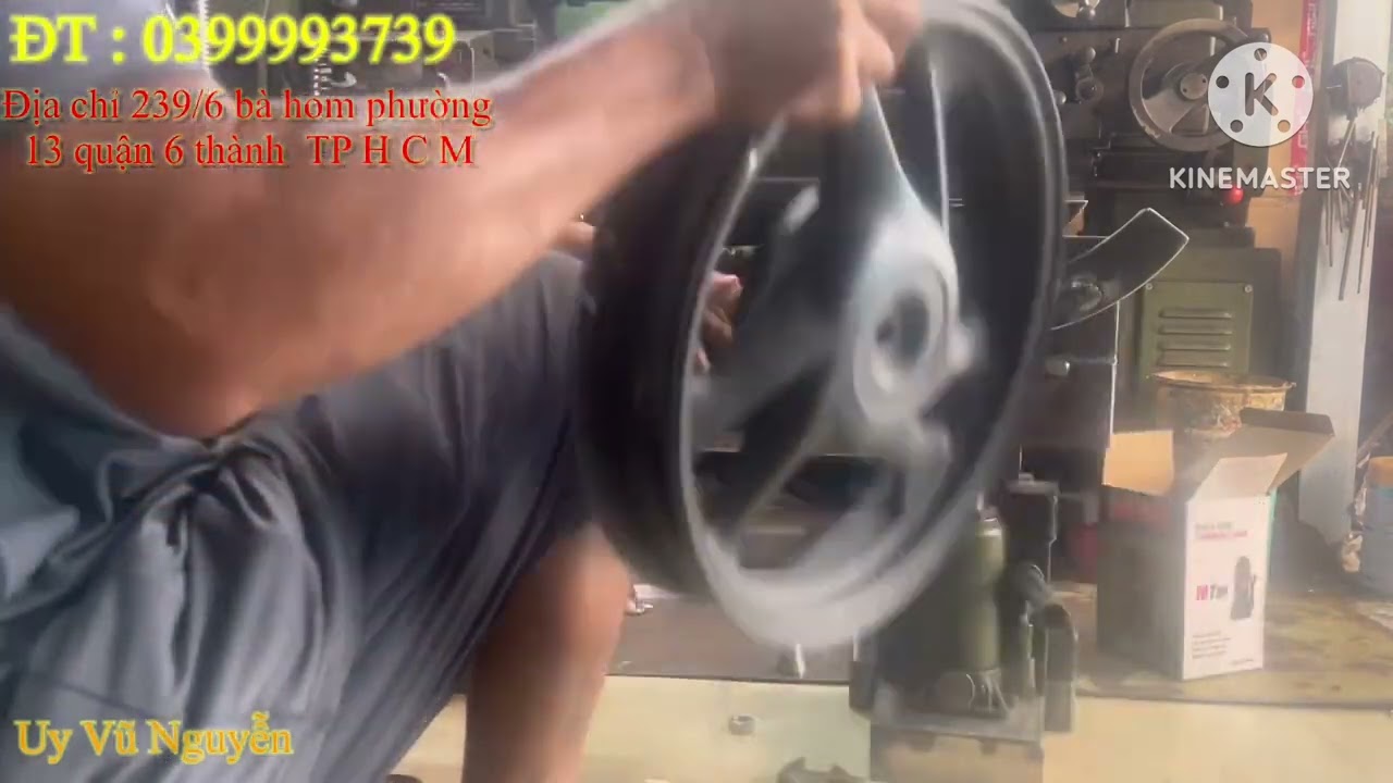 Cách ép 1 chiếc mâm bánh sau xe ab bằng máy thủy lực tự chế