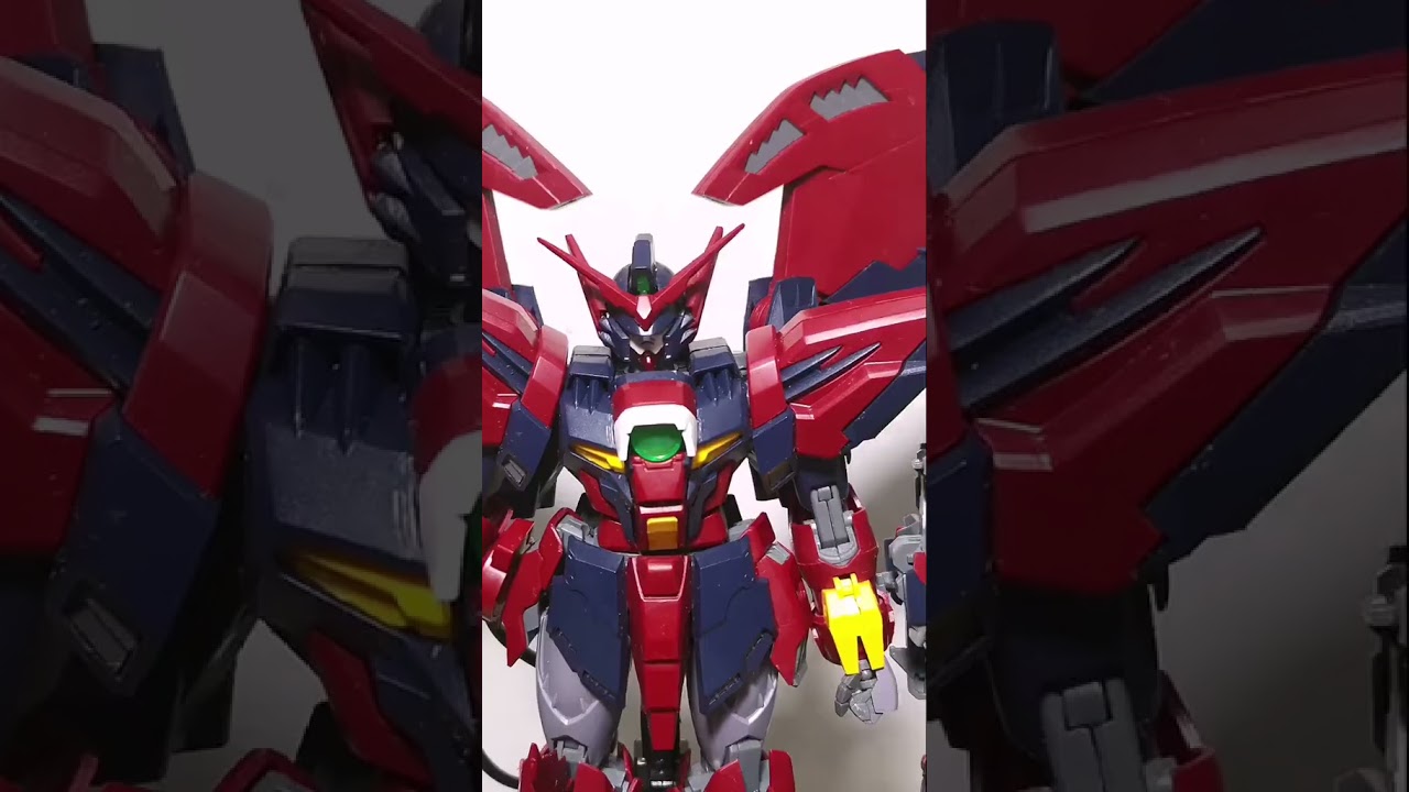 MG Wing Zero vs MG Epyon 