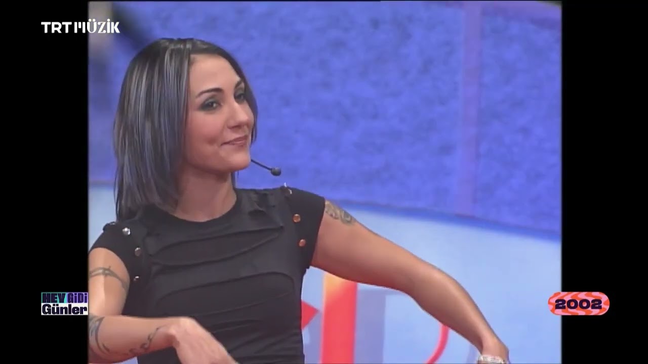 Özlem Tekin - Hep Yek - (TRT Müzik)