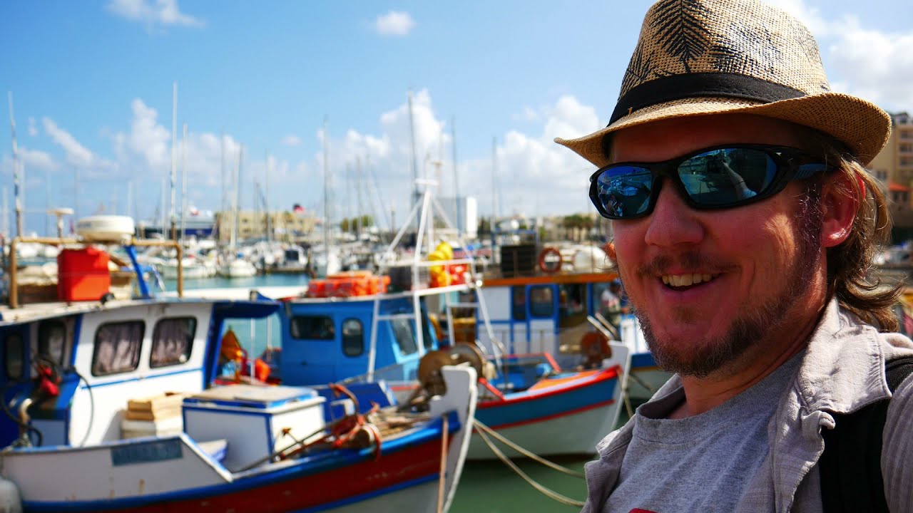 Heraklion BITIRINIS Fish STREET FOOD and TOUR