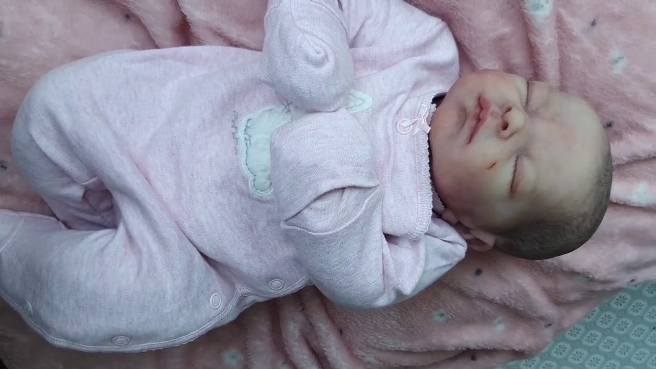 Unboxing silicone cuddle Baby Blanca.Painted by Leticia Moreno❤