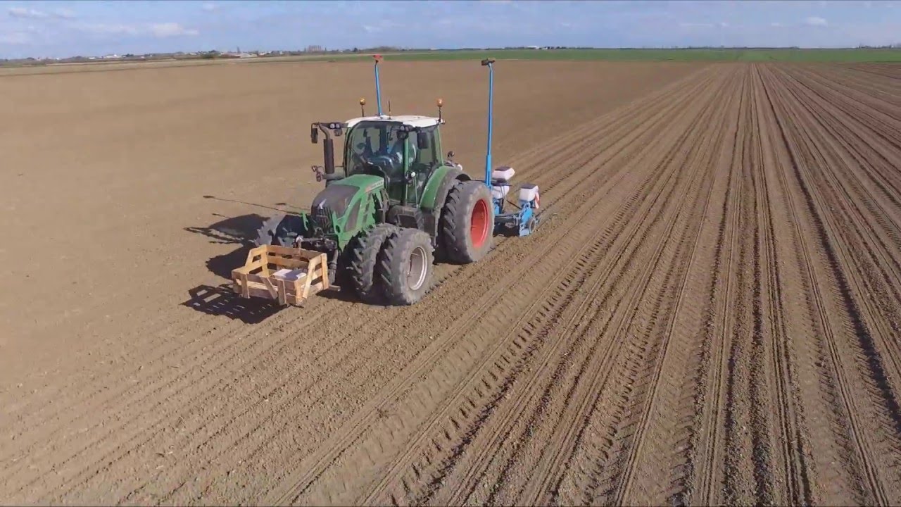 Semis de Ma&iuml;s 2016 / Corn Seeds 2016 [HD]