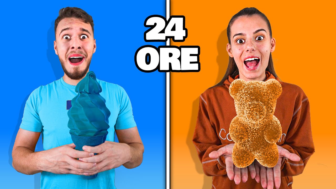 Mâncăm Doar Mâncare Portocalie Și Albastră 24 ORE!