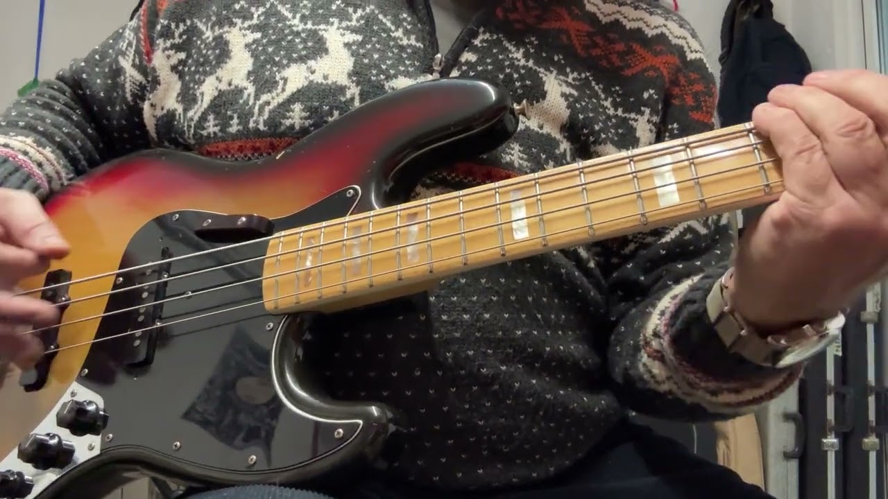1974 Fender Jazz Bass - Sunburst - 4 bolt - Roundwound Strings