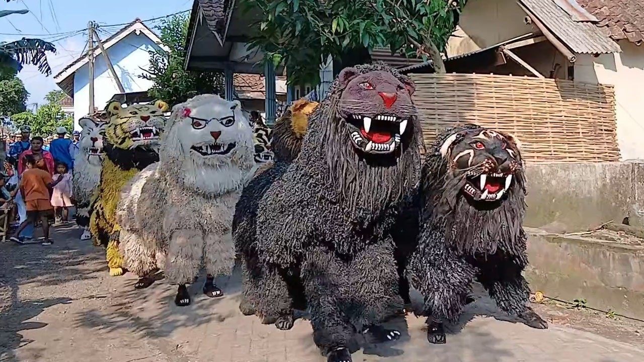 Kirab Can Macanan Balakek Hamdians 🦁 penonton padat