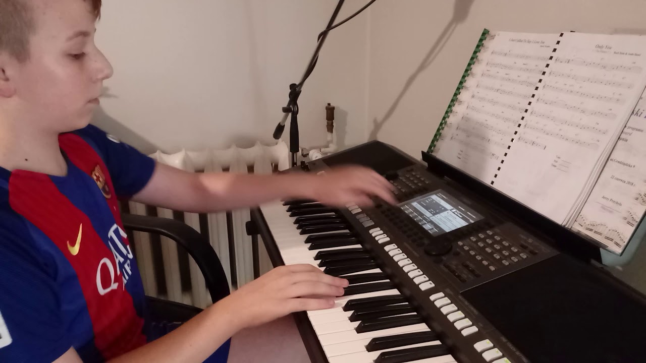 Akcent Wspomnienie Yamaha PSR s770