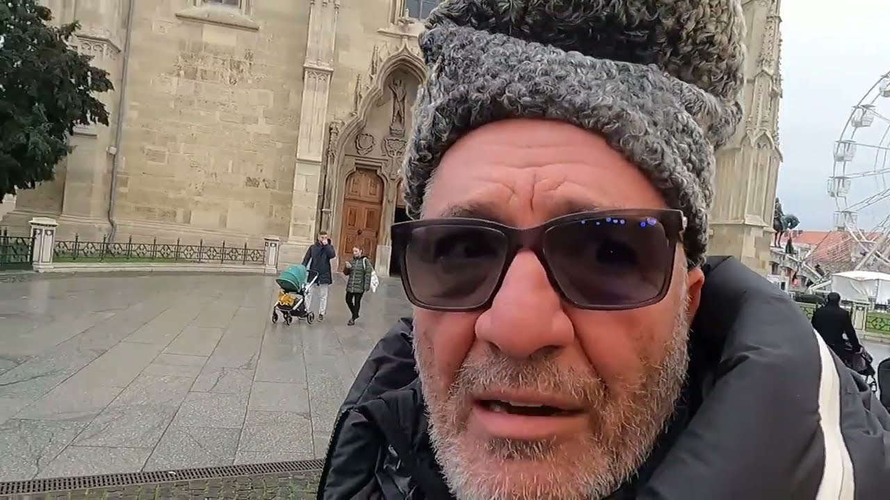 AM DAT O TURA CU OCONASA PRIN TARGUL DE CRACIUN DIN CLUJ