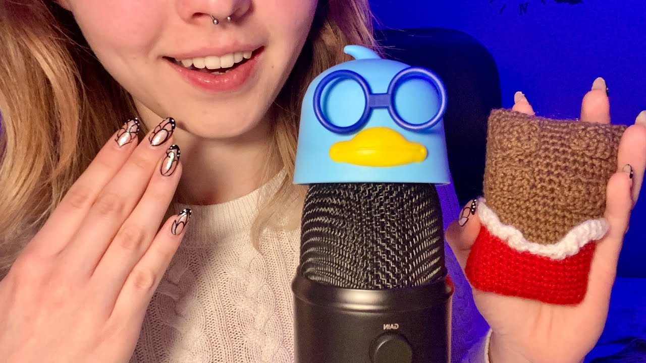 ASMR | Guessing things about you 🤔💗 with more than 20 triggers 😱