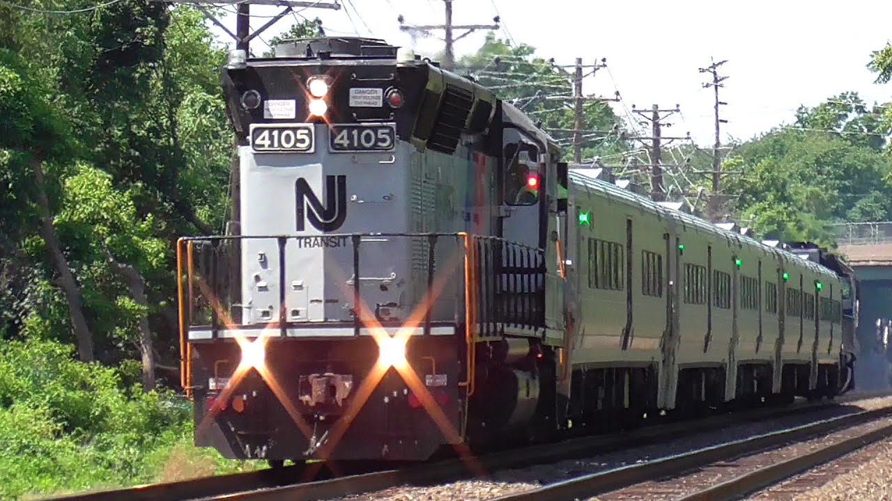 Rare NJ Transit 4105 running Long Hood Forward while pulling a Disabled Train