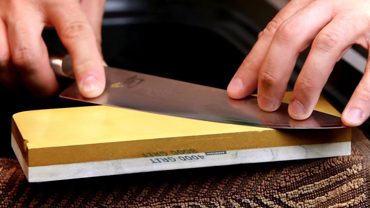 How to Sharpen a Knife with Whetstones (Episode 13)