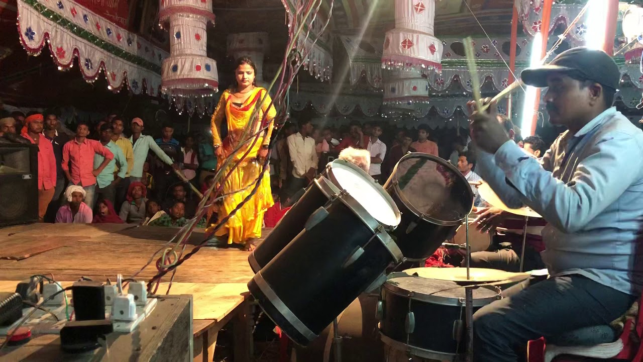 रेशम चोलिया फारेला जोबनवा ए रामा Paro Rani Nach Program