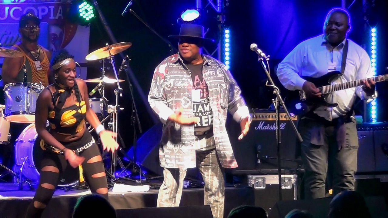 Kanda Bongo Man @Cornucopia Festival 2016(BURTON CONSTABLE HALL)