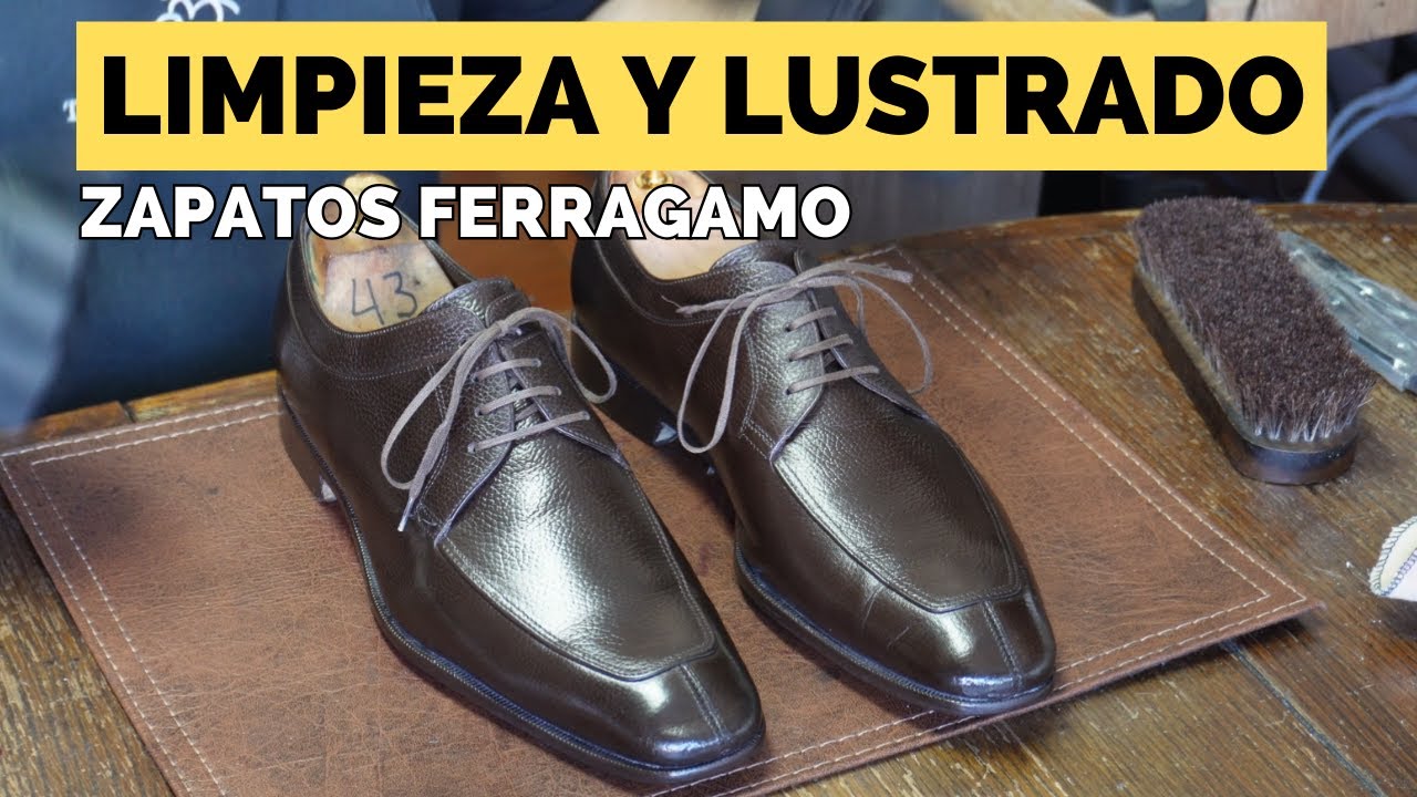 Limpieza y lustrado de un par de zapatos Ferragamo con productos Saphir y Tarrago