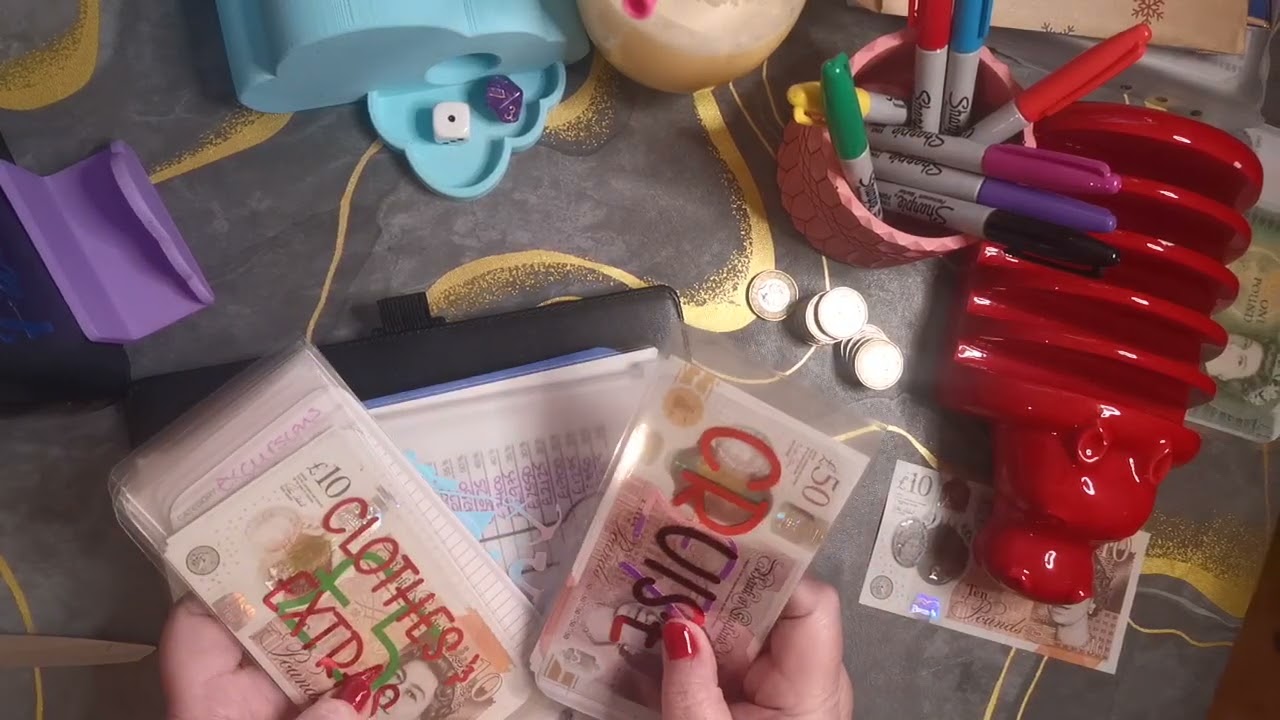Cash Stuffing - December Week 4 - Stuff £177 PLUS bonus cash stuffing