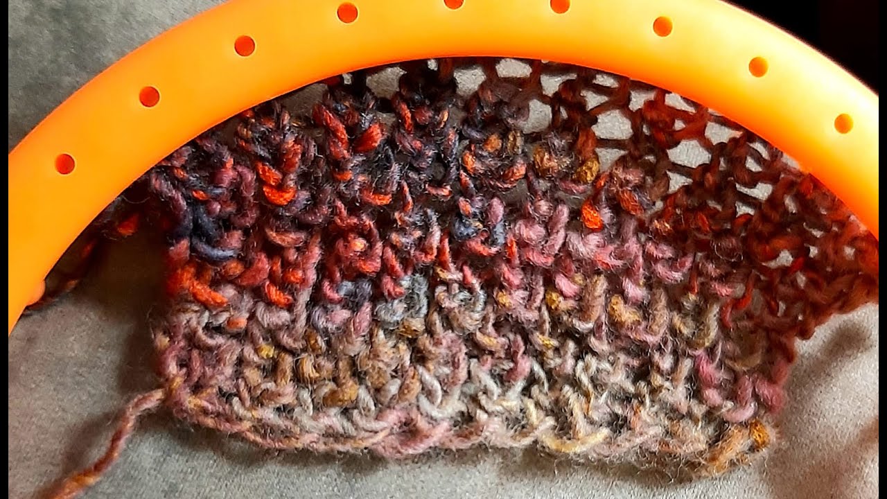 Kelpie Stitch Easy for scarves shawls, cowls, hats.  Loom Knit