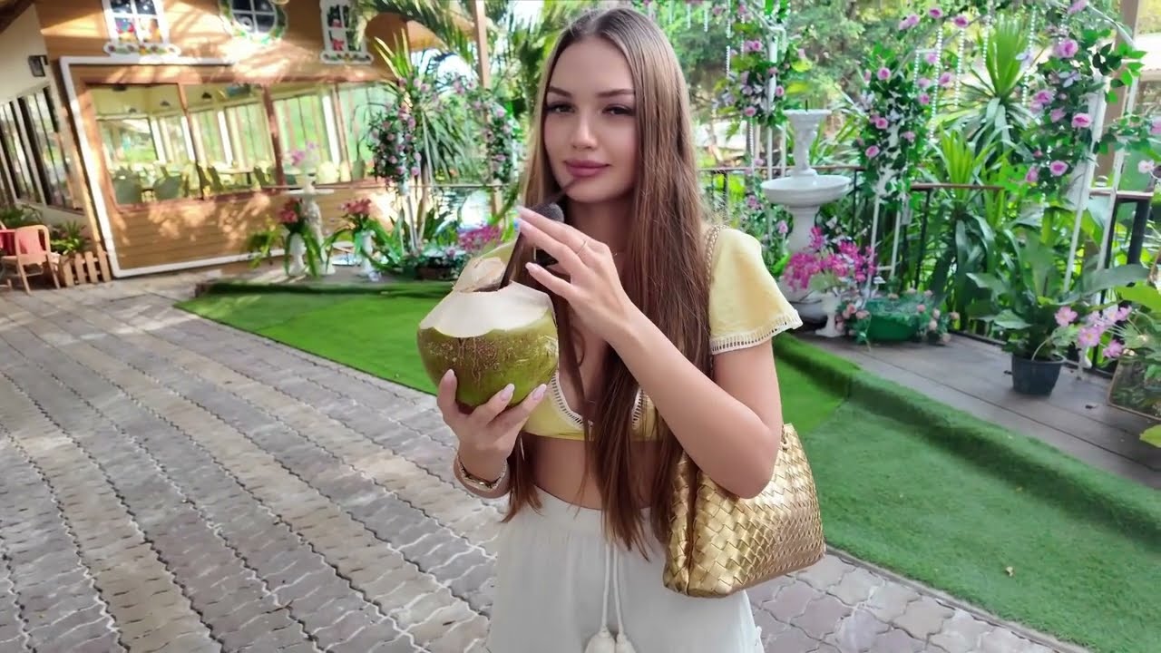 Dirty Thai Street-food & Durian Farm without Durian 