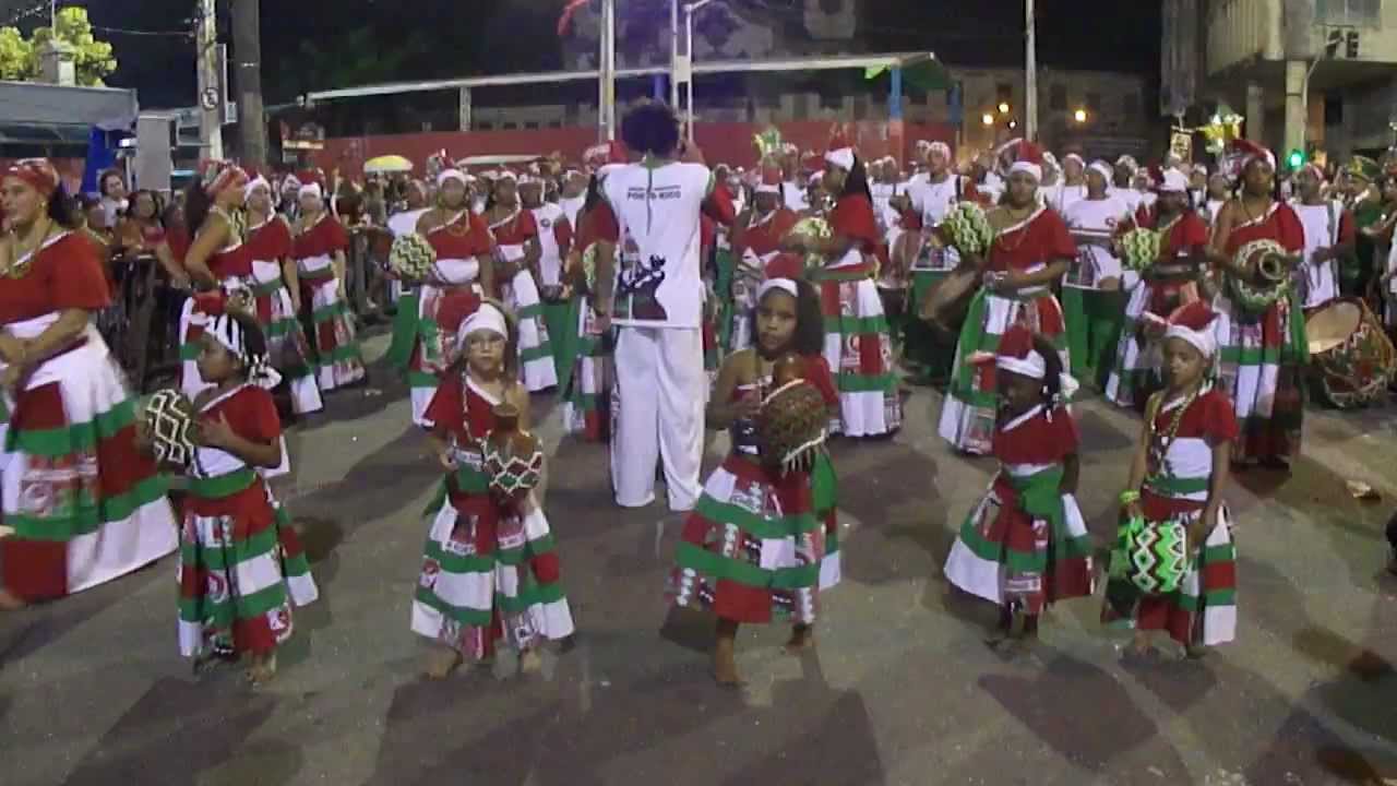 Nação do Maracatu Porto Rico - Desfile Oficial - Recife PE 2012 -  Parte01