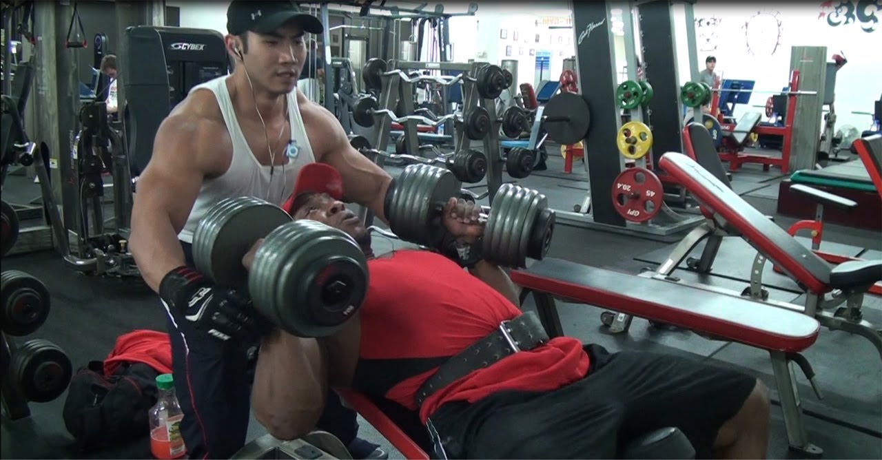 Hanh Champion / Chris Jones Part 2 (Full Chest Workout)