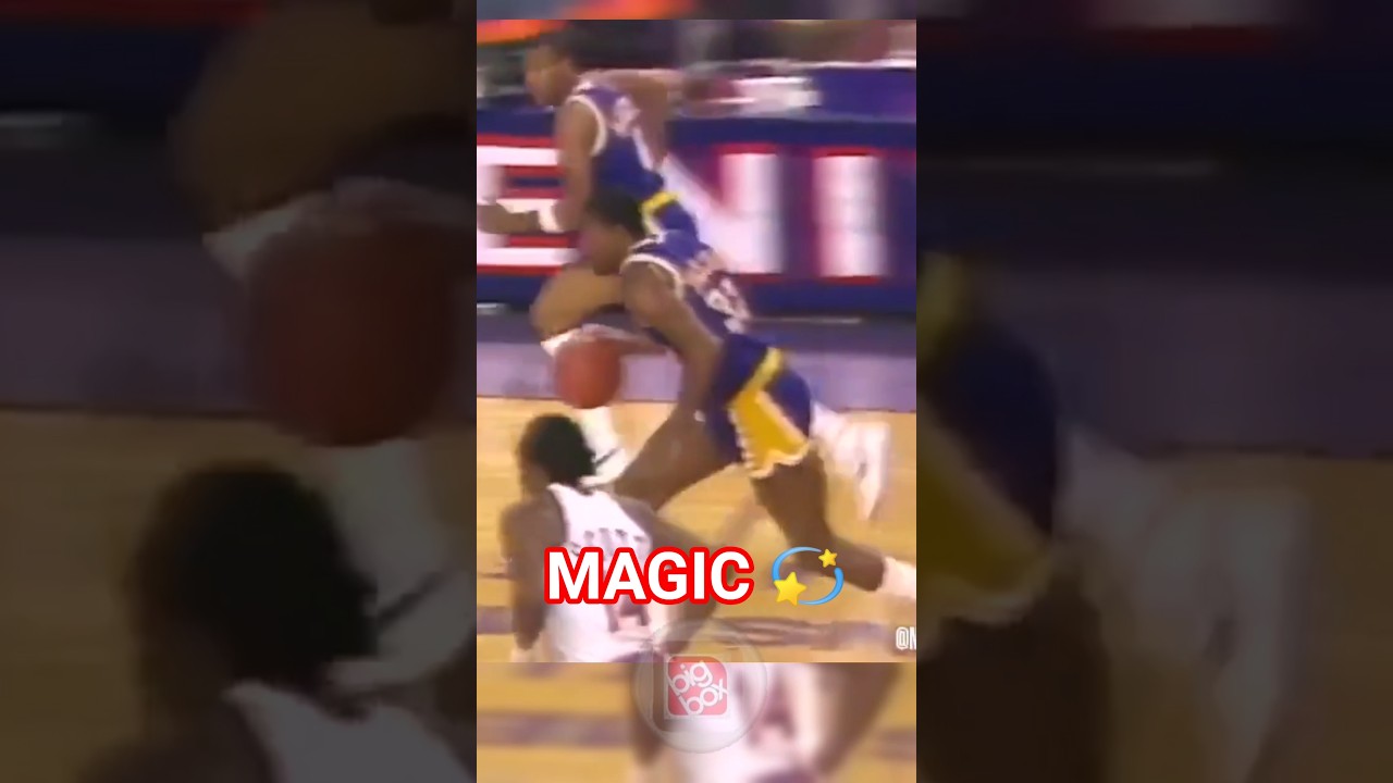 MAGIC JOHNSON Around the Back No Look Pass to Byron Scott (1995)😱😳 #magicjohnson #nba #shorts