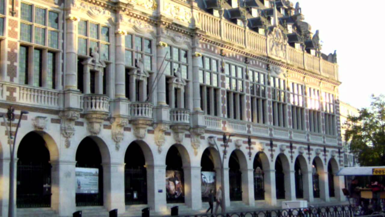 University Confusion : Leuven? Louvain? Louvain-la-Neuve?