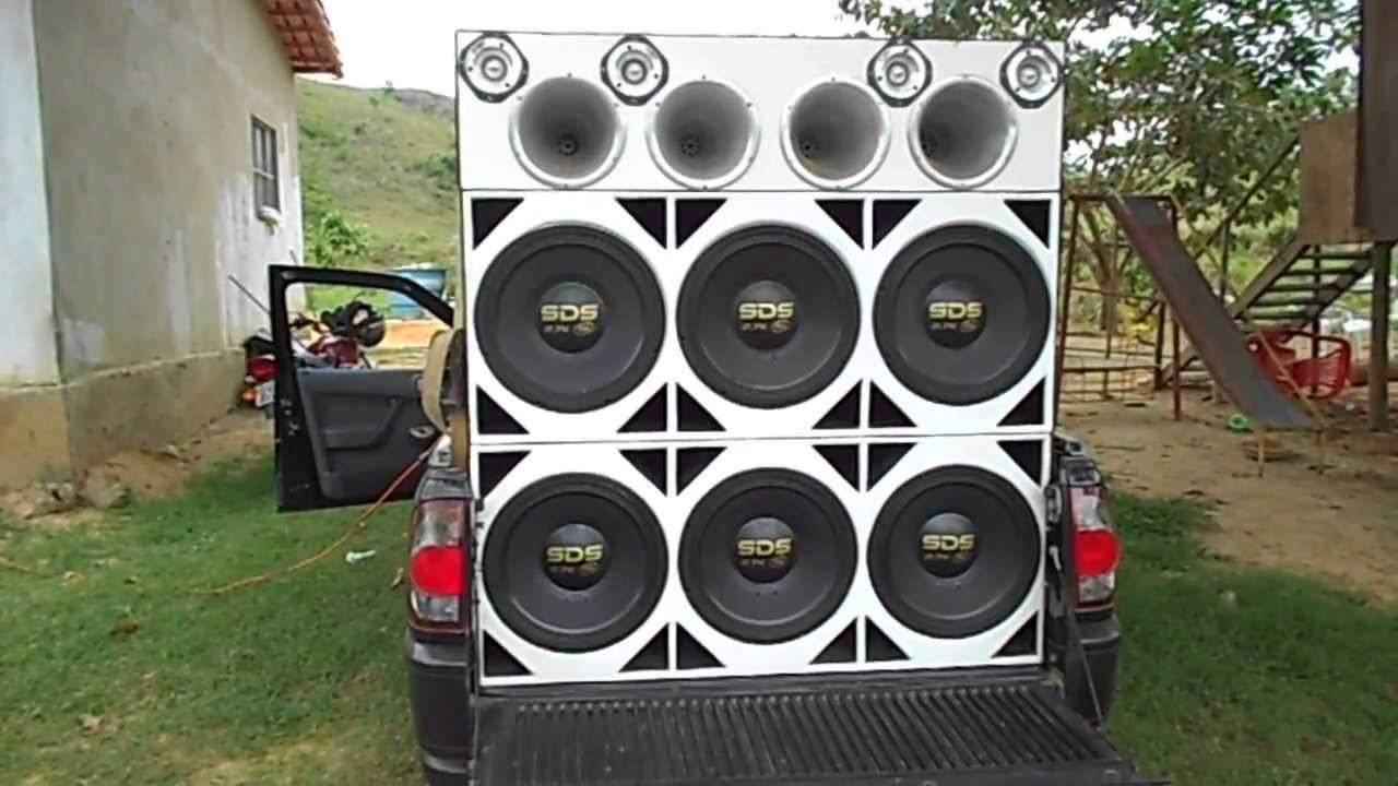 Saveiro Surf. Som automotivo eros sds