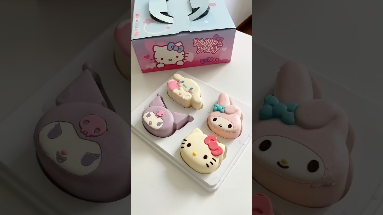 Eat sanrio ice cream cake with me #asmr #food #icecream #cake #sanrio #satisfying #summer