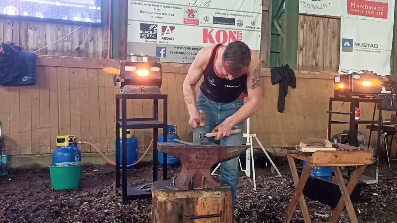 Pepa výroba podkovy