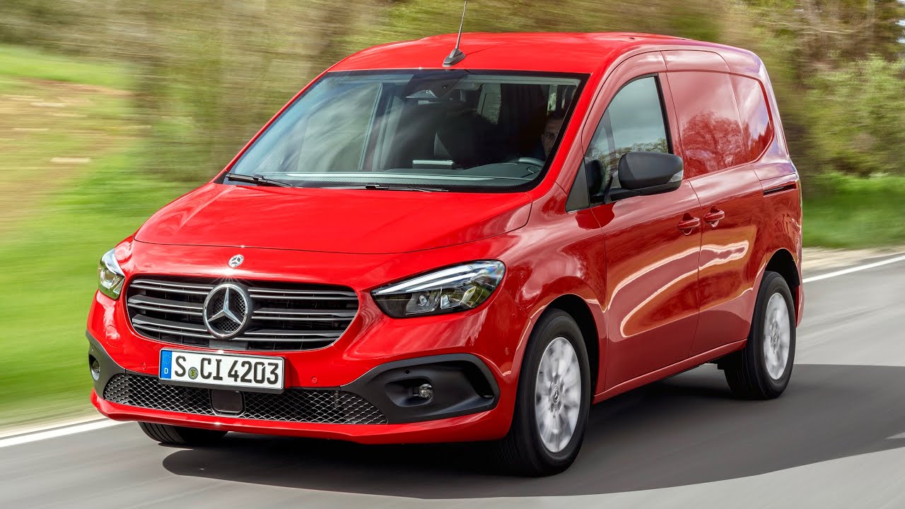 Новый MERCEDES CITAN 2022 - ВОЖДЕНИЕ, экстерьер и интерьер (панельный фургон)
