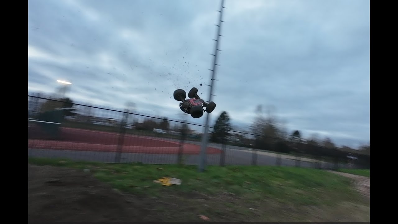 RC ! GAZ avec Le SLEDGE Belted 6s TRAXXAS 🔥 ça fait BACK, FRONT et YOUPLA BOUM 😲🤪😂👋👊