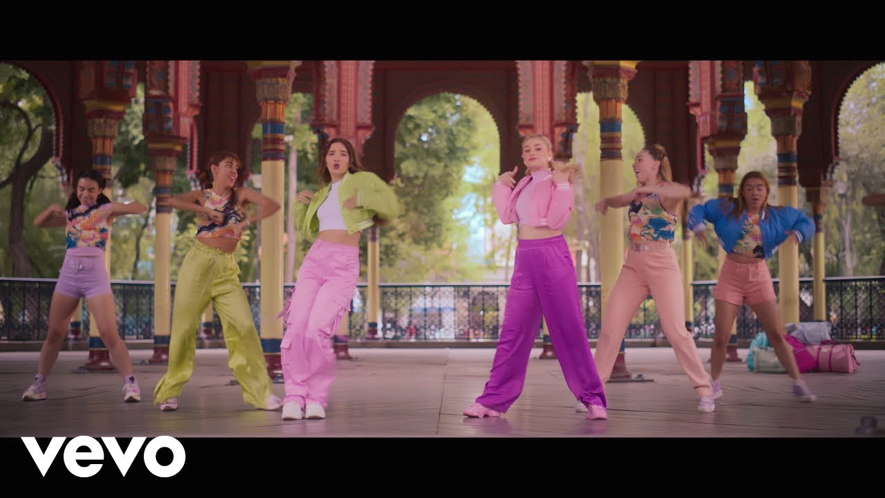 tracer, Elenco de Disney L-Pop - Love it or hate it (De 