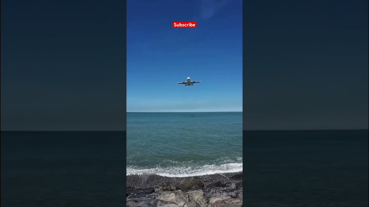✈️ Landings at Batumi Airport: A Plane Spotter's Dream! #planespotting #batumi #travel