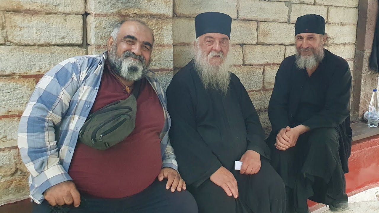 Απλή Καρδιά, Ύψιστο Προσκύνημα: Από τον Ποταμό των Τεμπών ως την Καλντέρα του Αγίου Όρους. Μέρος Α