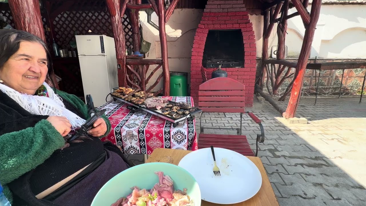 Patroana a făcut grătar singură ! 