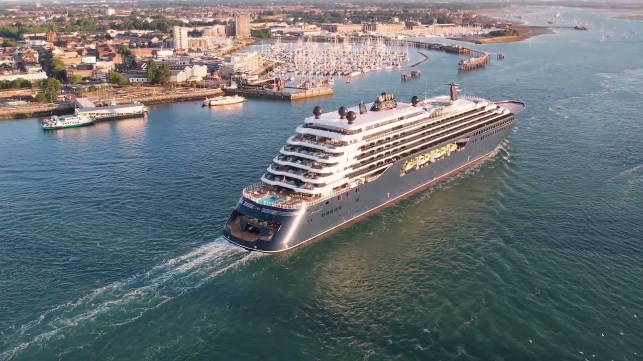The Ritz-Carlton 2nd ship to their Yacht Collection named Ilma. Luxury cruise ship