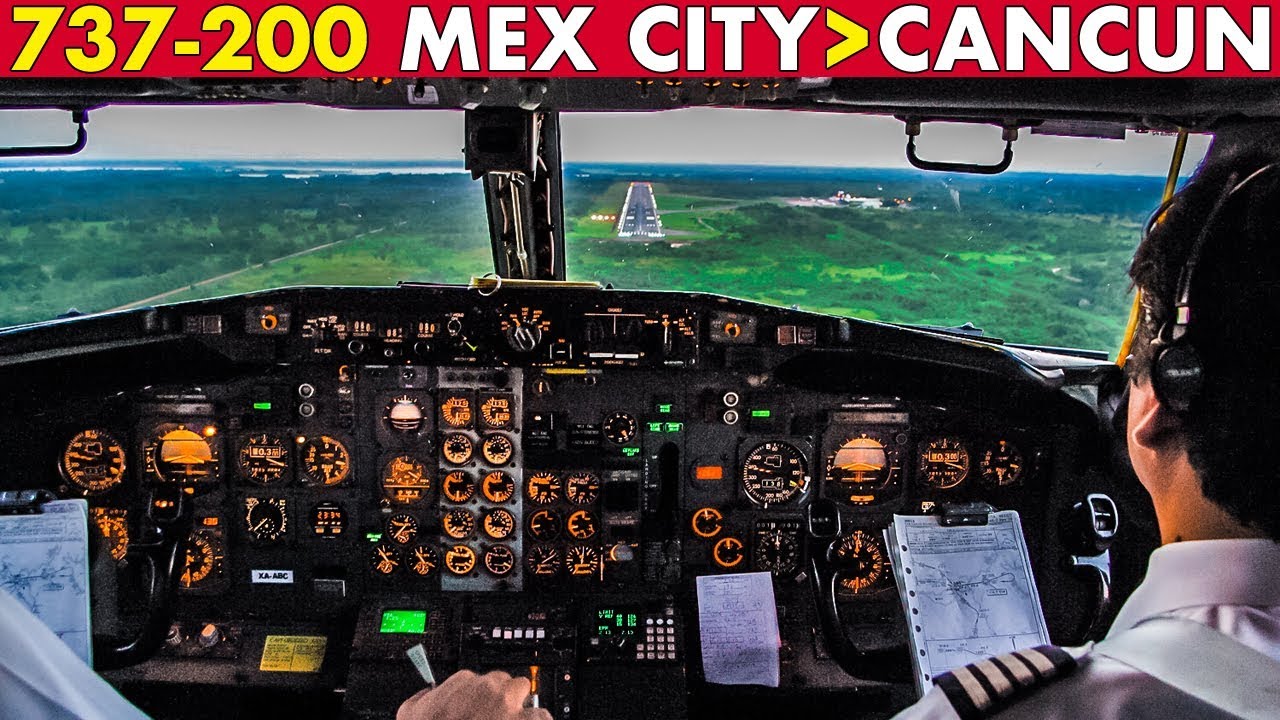 Cockpit BOEING 737-200 Mexico City to Cancun (2002)