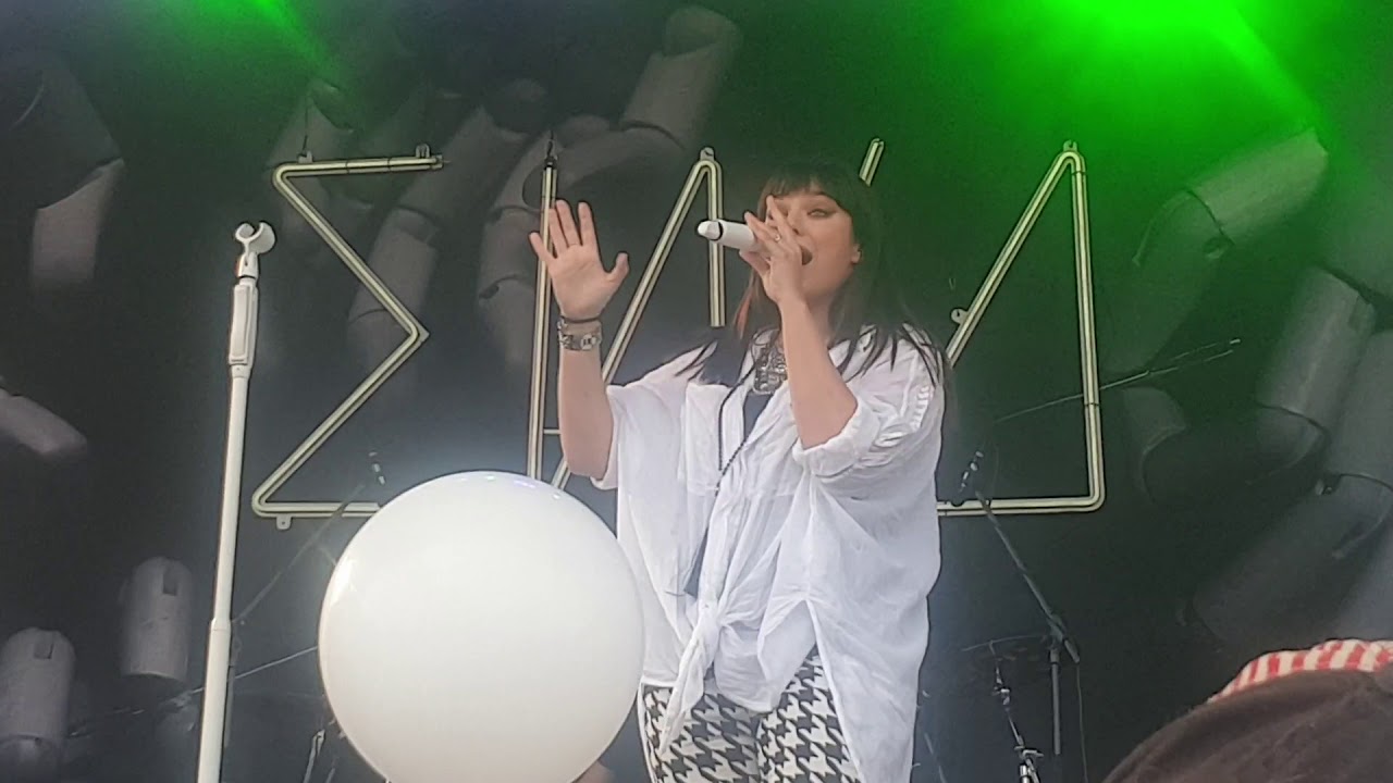 Ewa Farna - Leporelo (2.08.2019 Olomouc)
