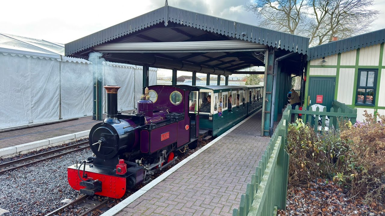 A ride on the Evesham Vale Light Railway (2025)
