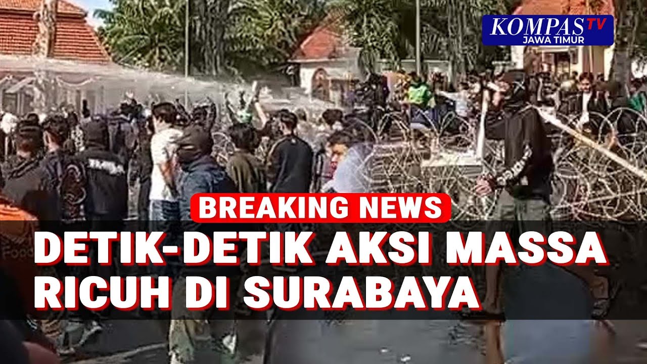 Ricuh! Aksi Unjuk Rasa Solidaritas Ojol di Surabaya Memanas, Polisi Kerahkan Water Canon