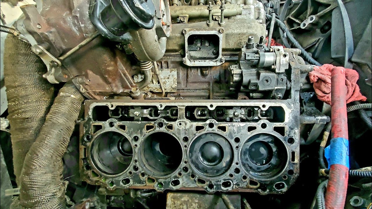 LB7 Duramax Cylinder Head Removal: A Comprehensive Guide