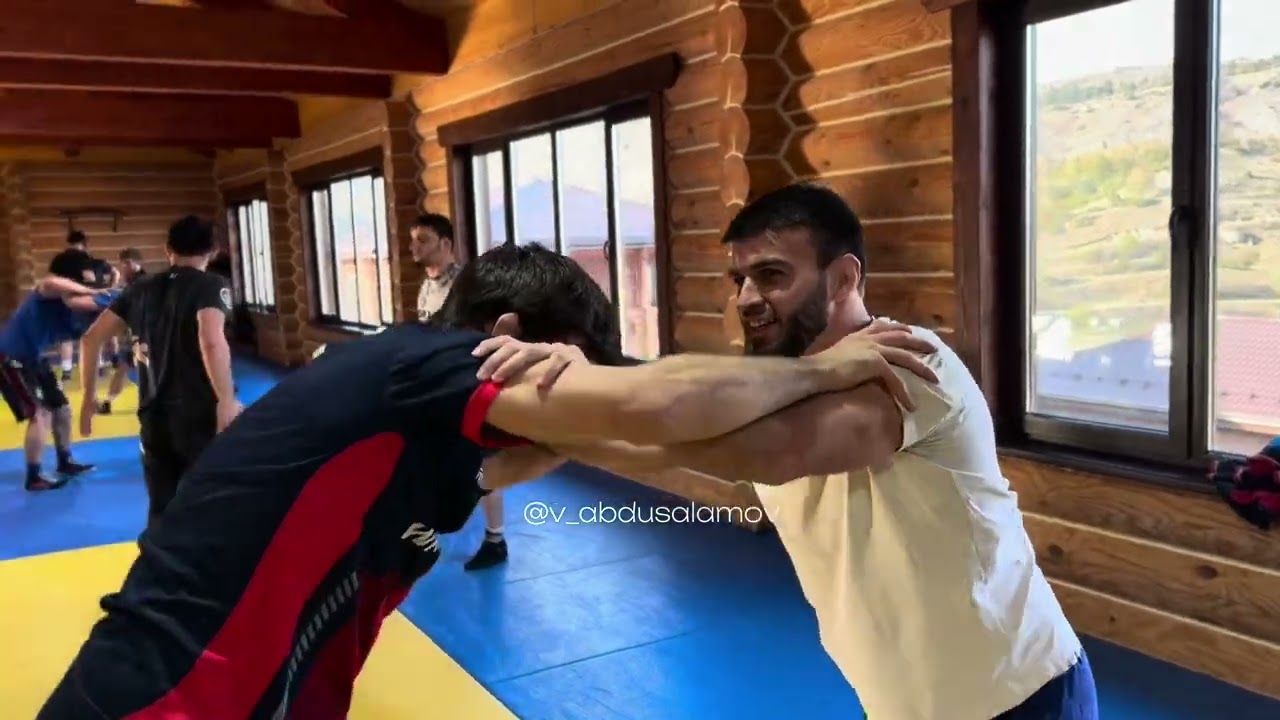 Вечерняя тренировка сборной Дагестана на сборе в Гунибе. 29.04.2025