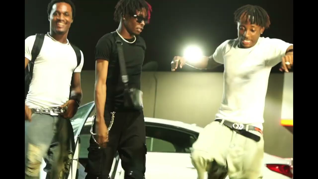 ROBOT CONFIRM&Eacute; - READE SON MALIN ( clip officiel ) feat Wesley Dx