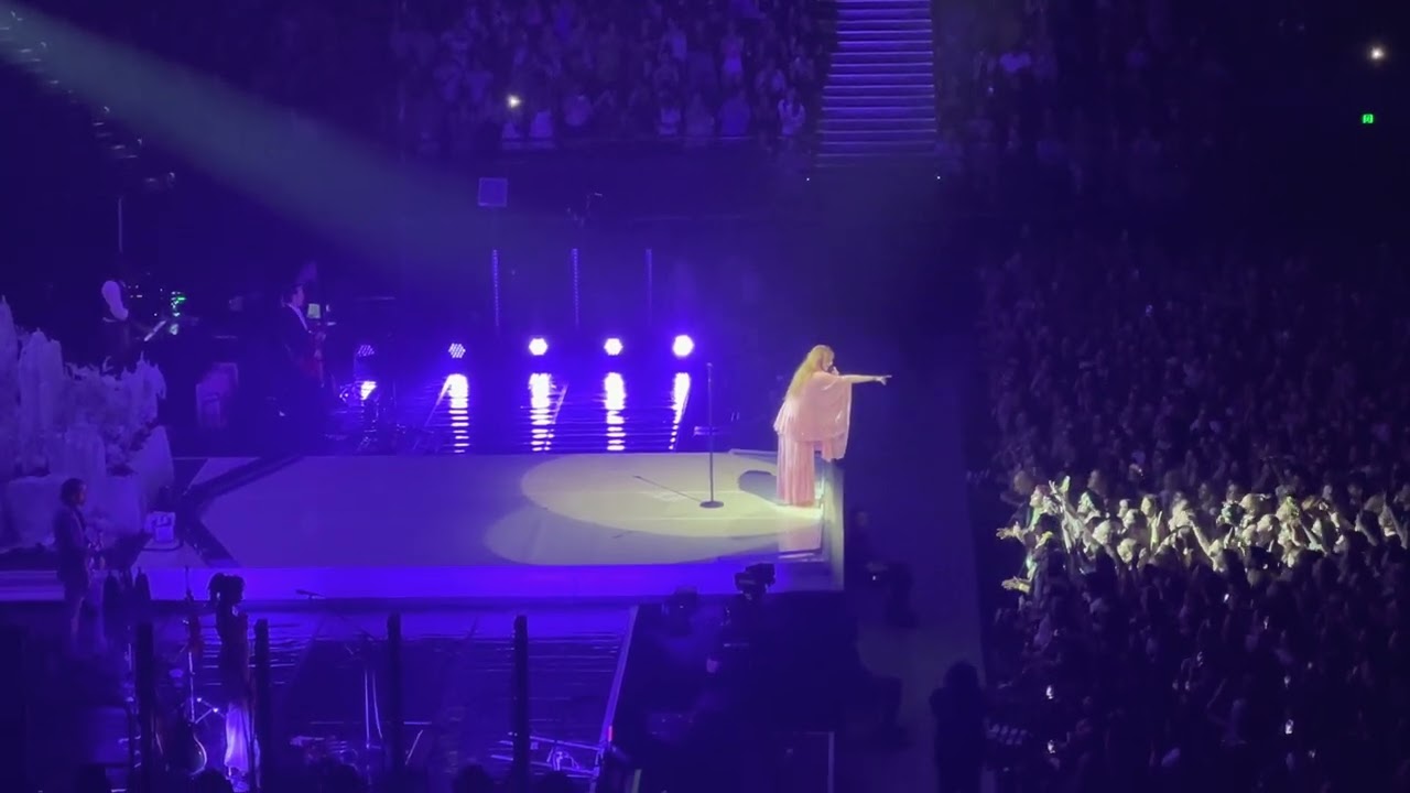 Dog Days Are Over - Florence + The Machine Dance Fever Tour Brisbane
