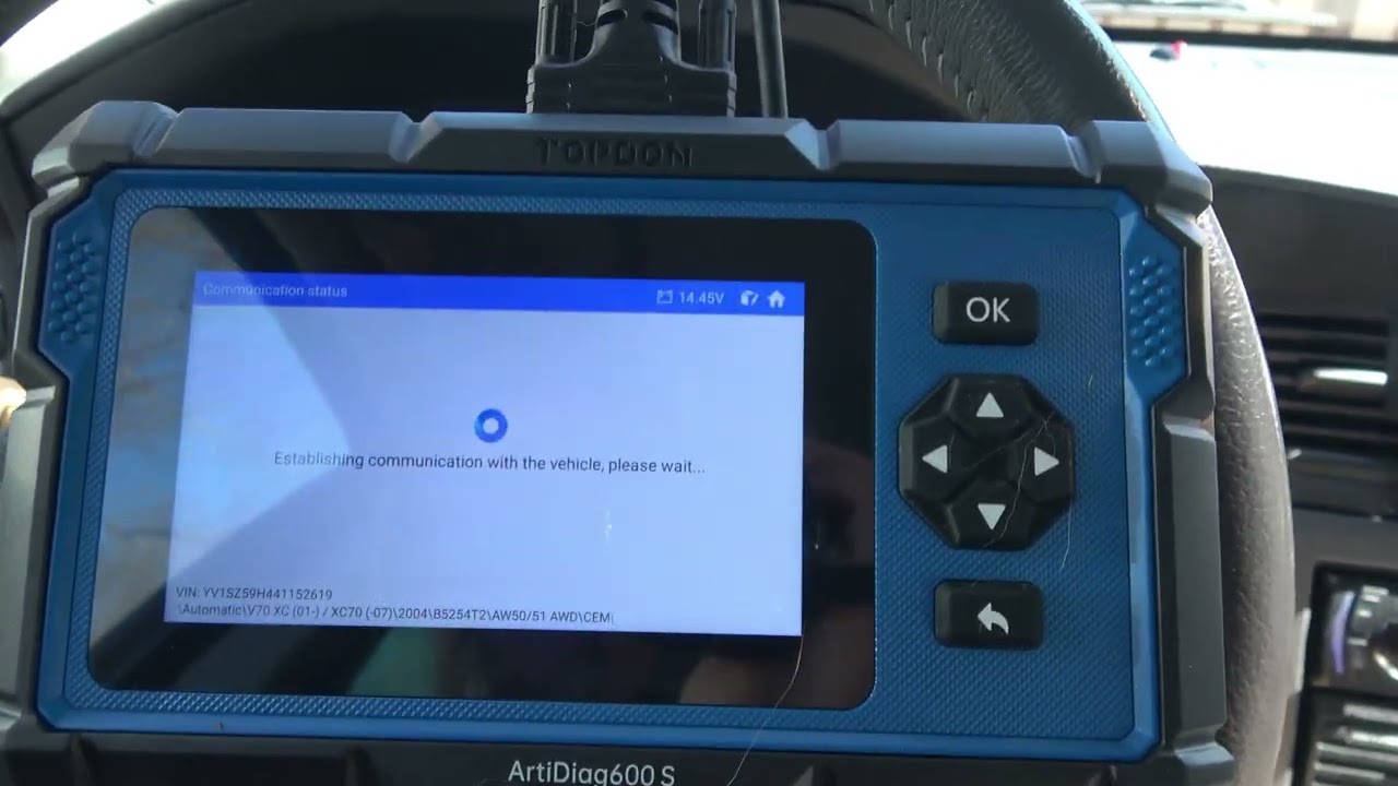 TOPDON ArtiDiag 600s. This mid-level scan tool gets a closer look.