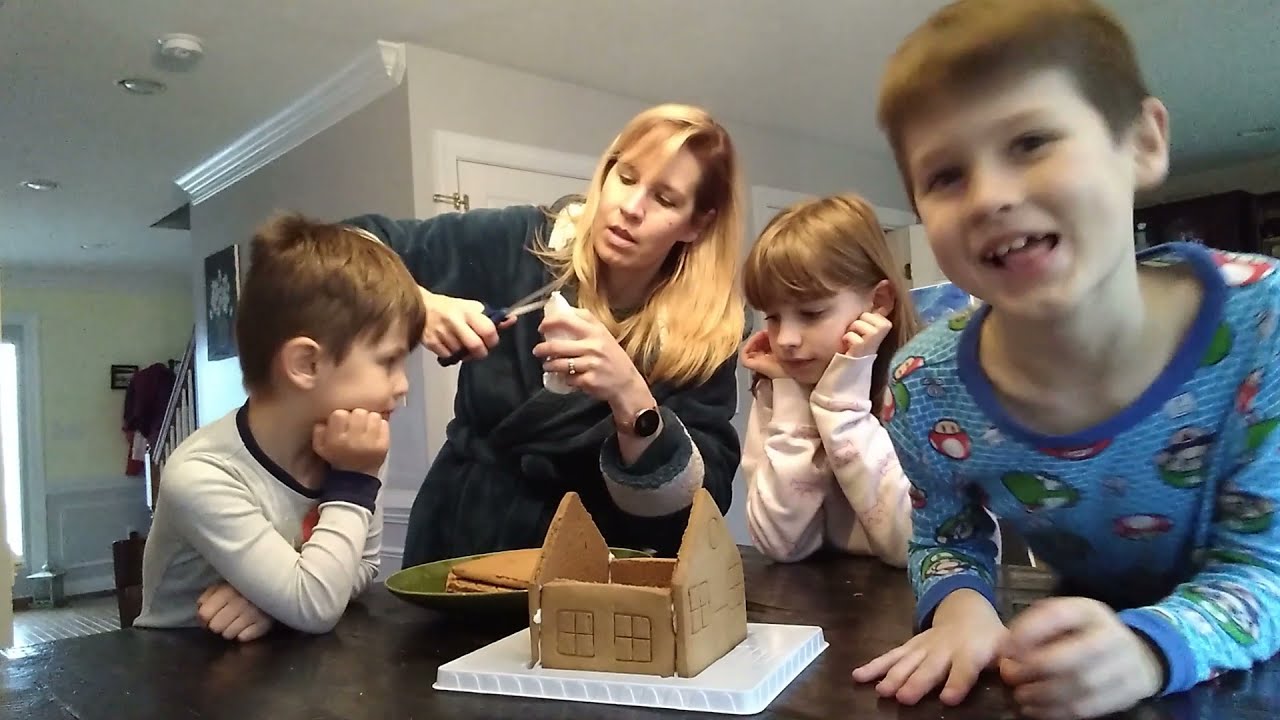 Gingerbread House Fun!